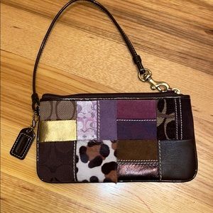 Coach printed wristlet